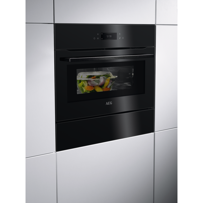 AEG - Four encastrable compact - KMK761080B