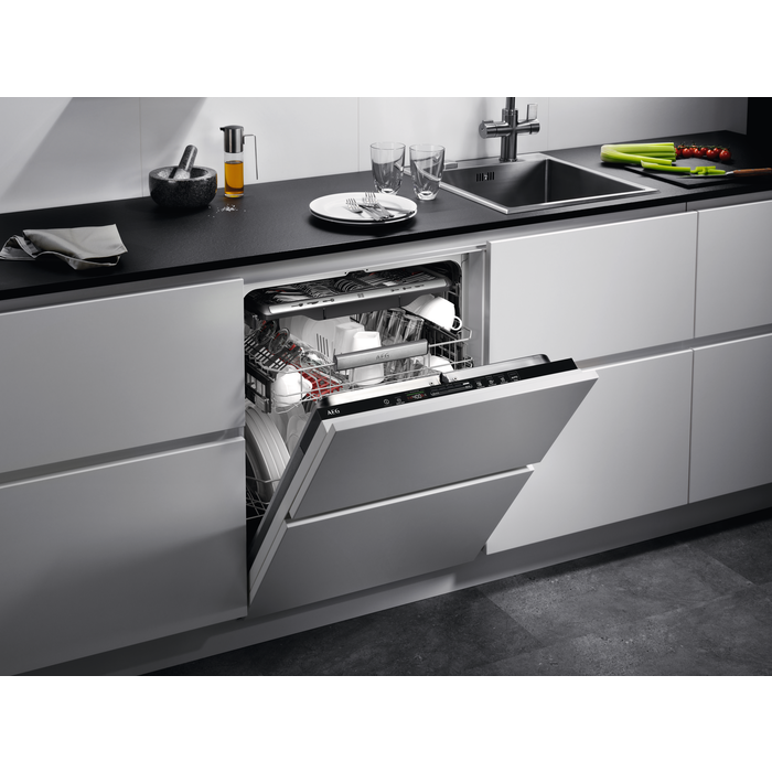 AEG - Lave-vaisselle 60 cm - FSE83827P